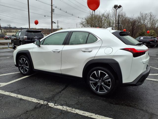2022 Lexus UX 200 200 Base