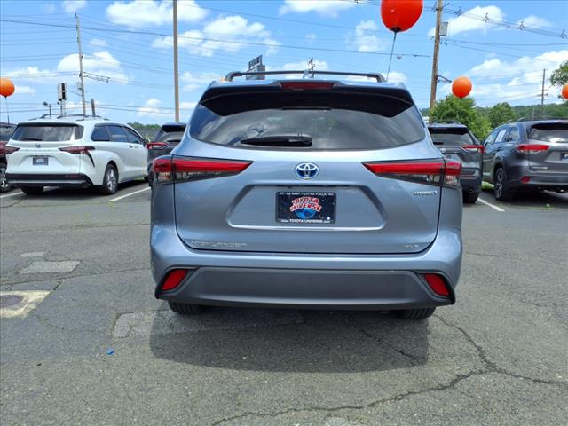 2022 Toyota Highlander Hybrid XLE
