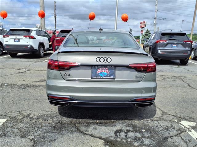 2023 Audi A4 45 S line Prestige quattro