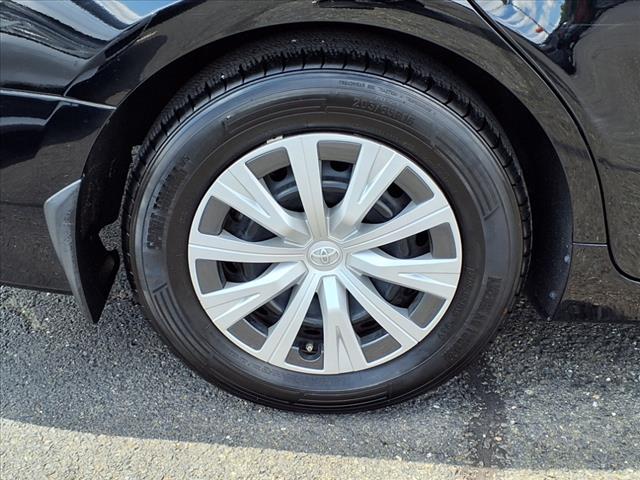 2021 Toyota Camry Hybrid LE