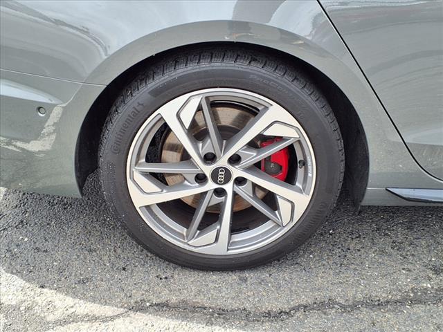 2023 Audi A4 45 S line Prestige quattro