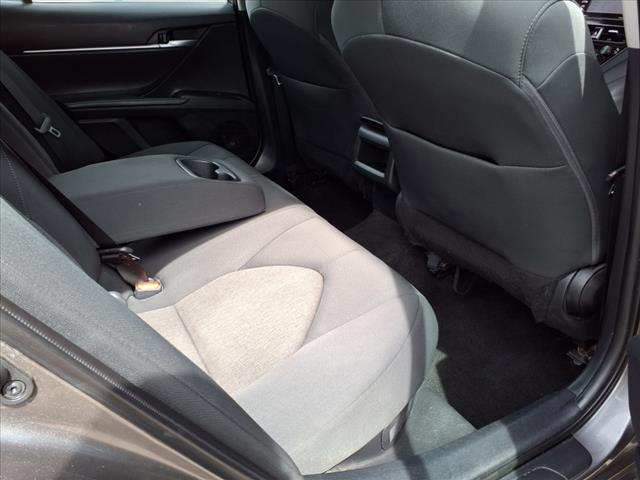 2022 Toyota Camry Hybrid LE