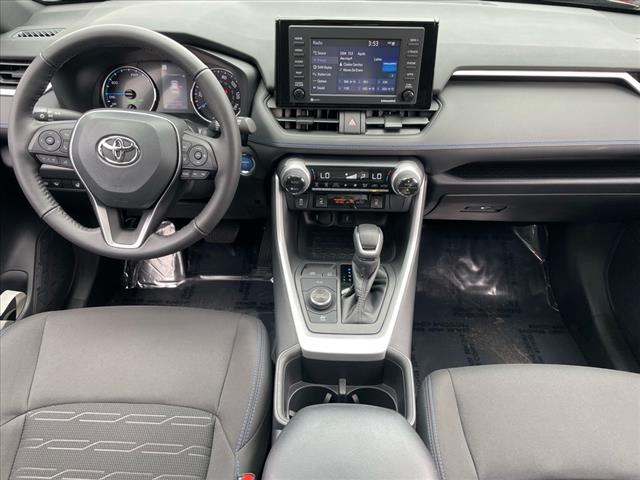 2022 Toyota RAV4 Hybrid SE
