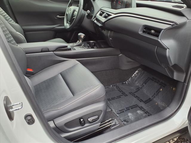 2022 Lexus UX 200 200 Base