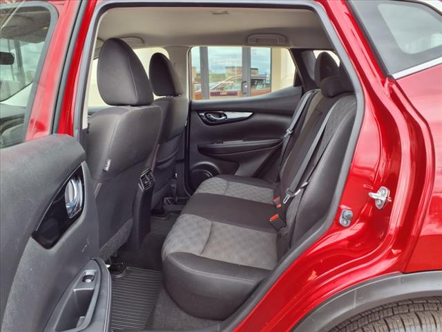 2017 Nissan Rogue Sport SV