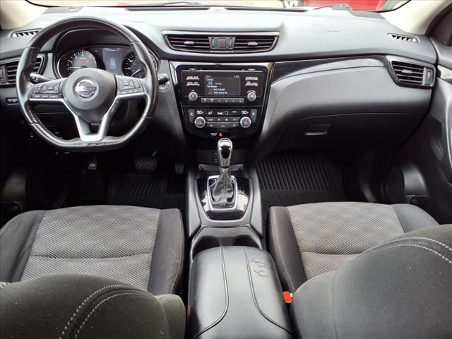 2017 Nissan Rogue Sport SV