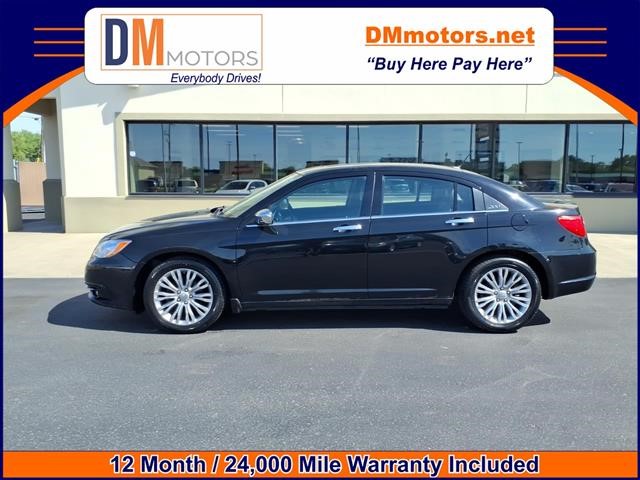 2012 Chrysler 200 Limited's photo