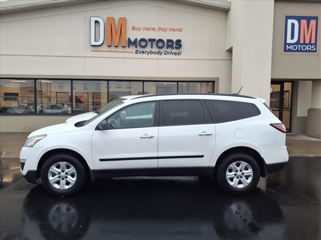 2016 Chevrolet Traverse LS – R8182C