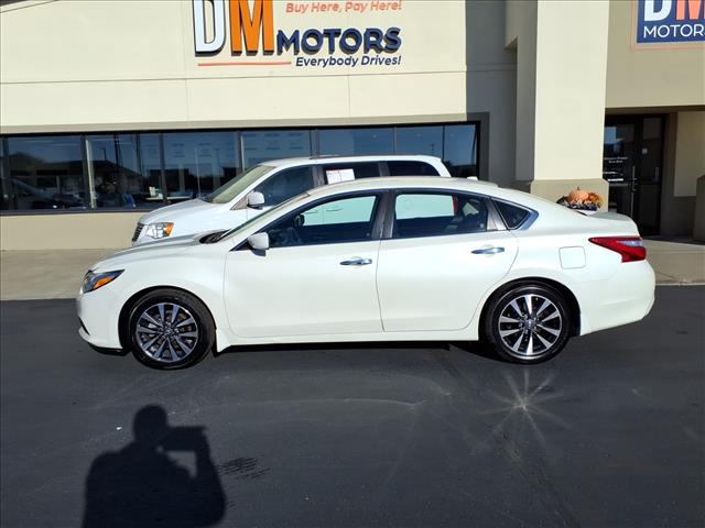 2016 Nissan Altima 2.5 SV – R8139C