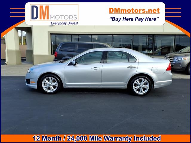 2012 Ford Fusion SE – R8138C