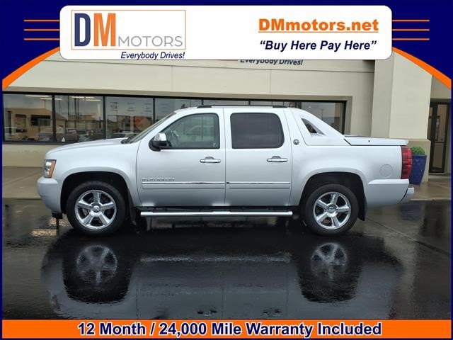 2013 Chevrolet Avalanche LTZ Black Diamond  R8343M