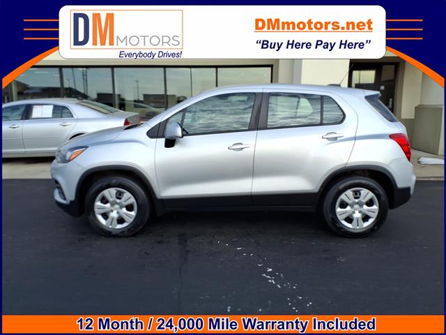 2017 Chevrolet Trax LS's photo