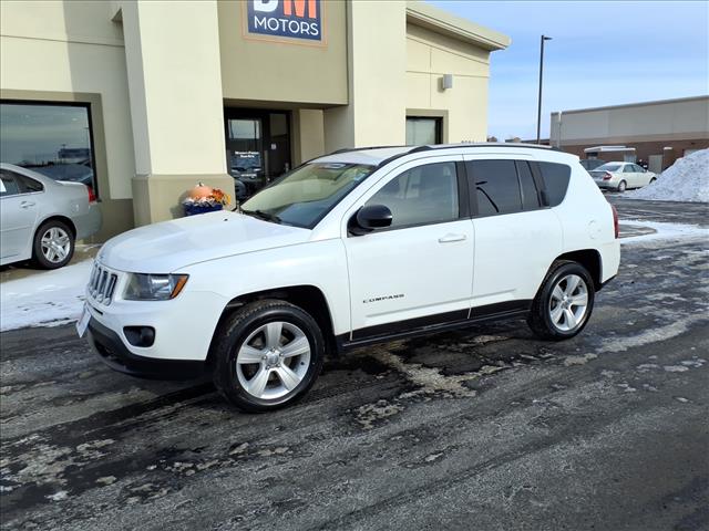 2016 Jeep Compass Sport:R8214R