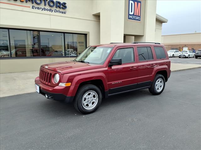 2016 Jeep Patriot Sport:R8324C