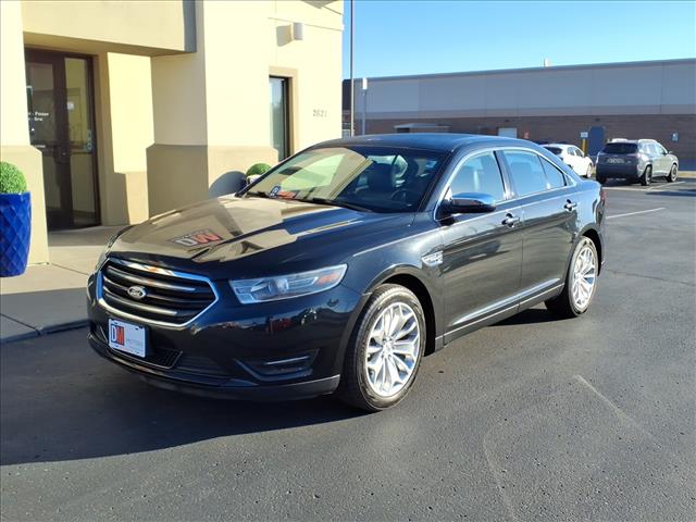2015 Ford Taurus Limited:R8489M