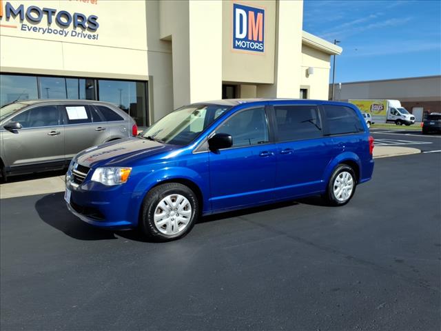 2018 Dodge Grand Caravan SE:R8160R