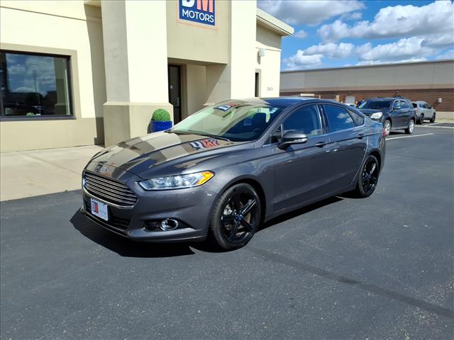 2016 Ford Fusion SE:R8473C