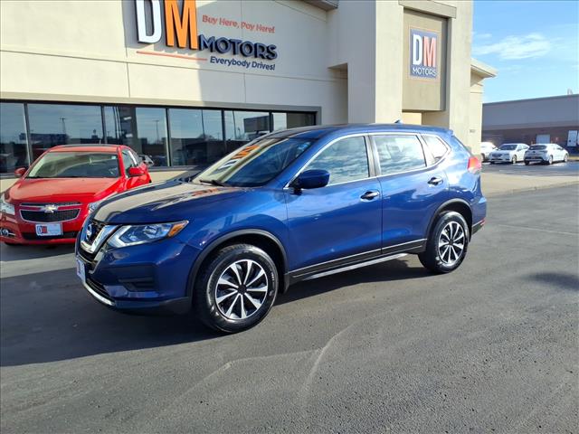 2017 Nissan Rogue S:R8296C