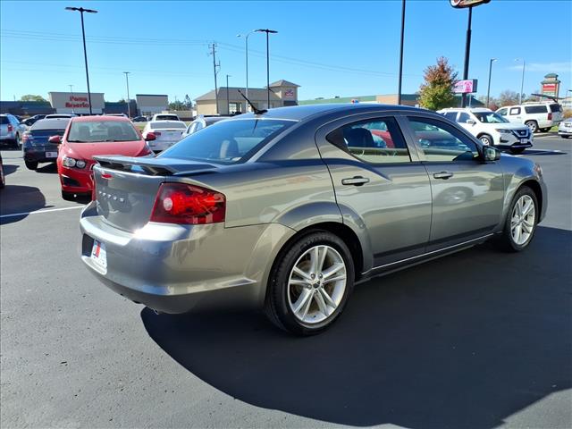 2012 Dodge Avenger SE V6
