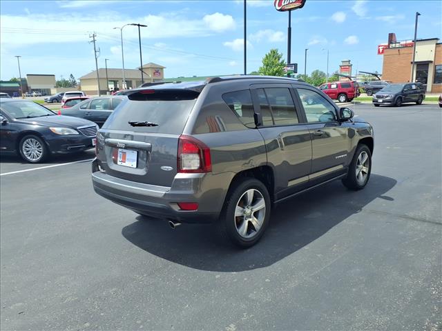 2017 Jeep Compass High Altitude:R8368C