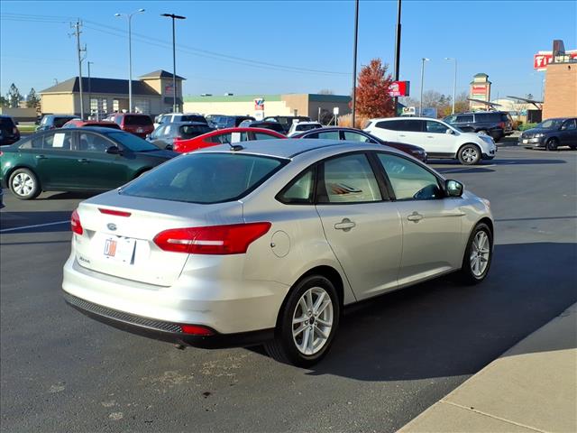 2018 Ford Focus SE:R8514M