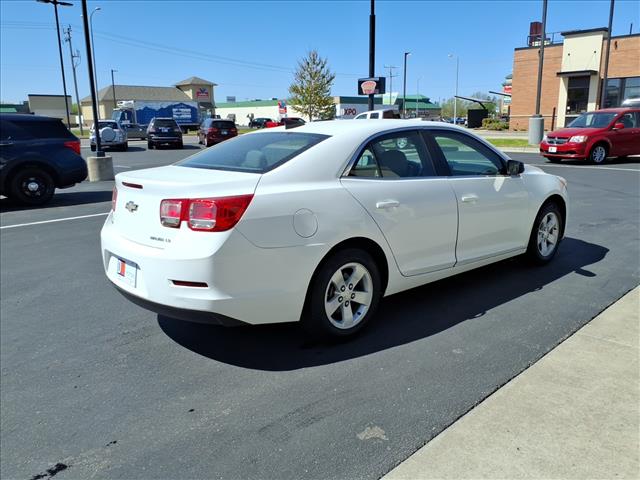 2016 Chevrolet Malibu Limited LS:R8330M