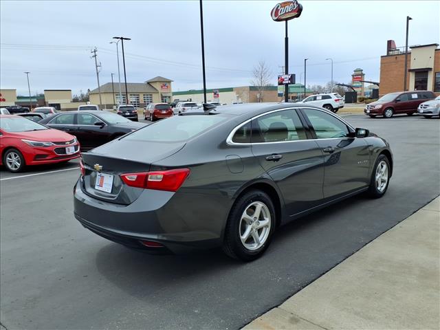 2017 Chevrolet Malibu LS:R8251M