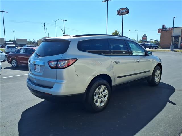 2017 Chevrolet Traverse LS:R8445C