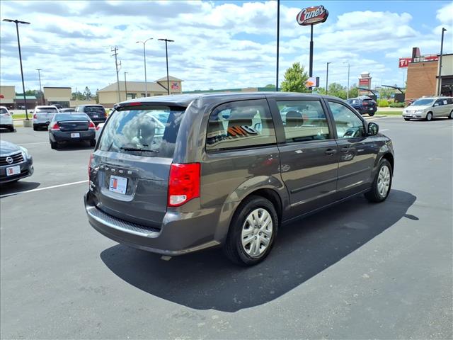 2016 Dodge Grand Caravan American Value Package:R8392M