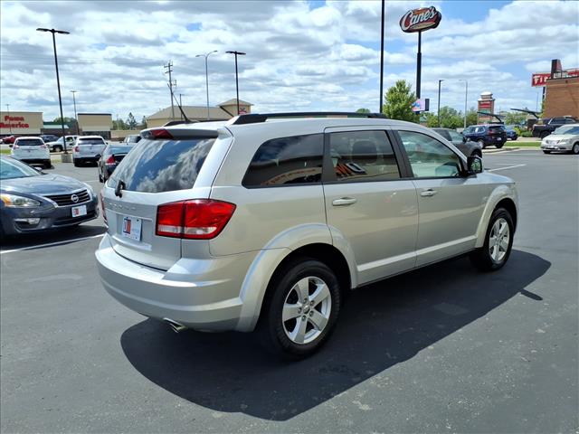 2011 Dodge Journey Mainstreet:R8429M