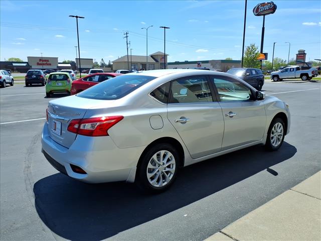 2019 Nissan Sentra SV:R8357C
