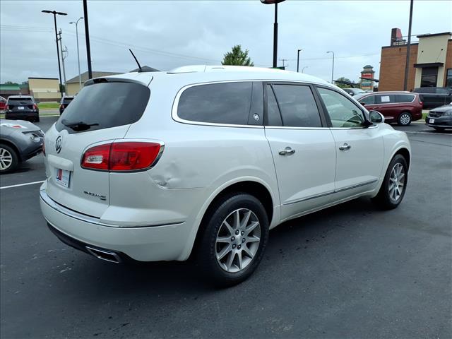 2017 Buick Enclave Leather:R8319M