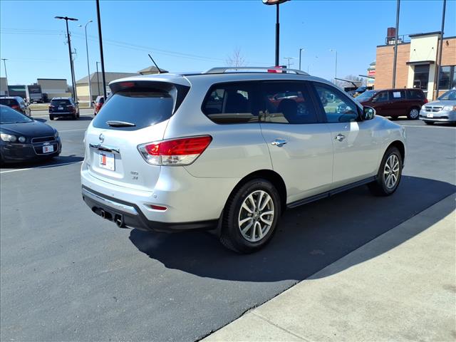 2014 Nissan Pathfinder SV:R8315C