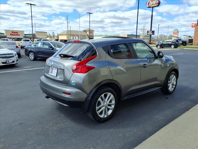 2013 Nissan JUKE SV:R8334R