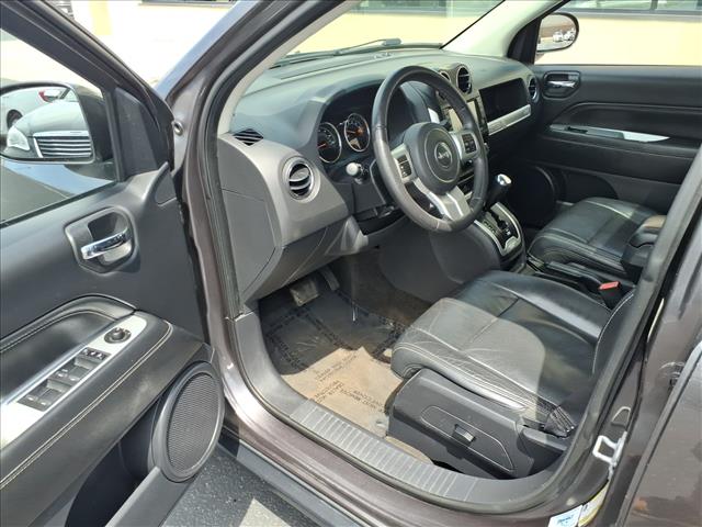 2017 Jeep Compass High Altitude:R8368C