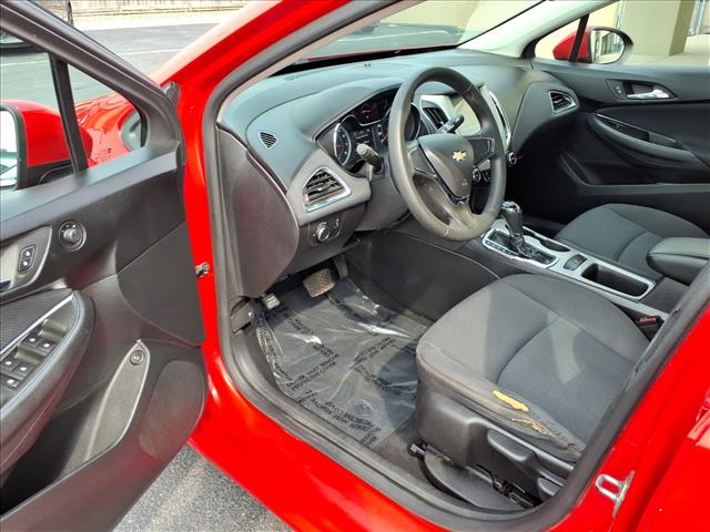 2016 Chevrolet Cruze LS Auto:R8440M