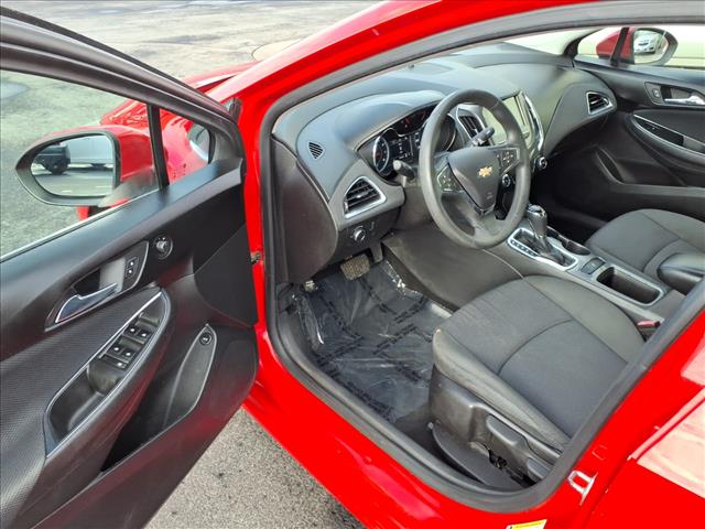 2016 Chevrolet Cruze LT Auto:R8241C