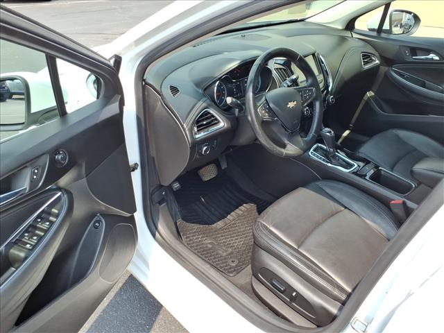 2016 Chevrolet Cruze Premier:R8423M