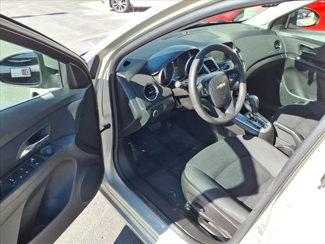 2016 Chevrolet Cruze Limited 1LT Auto:R8212M