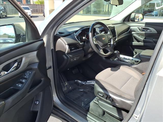 2018 Chevrolet Traverse LT Cloth:R8464C