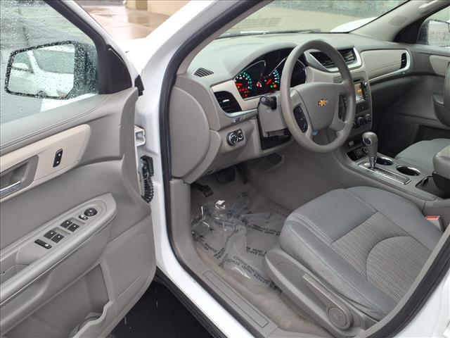 2016 Chevrolet Traverse LS:R8182C