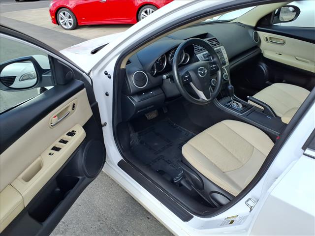 2012 Mazda Mazda6 i Sport:R8258MA