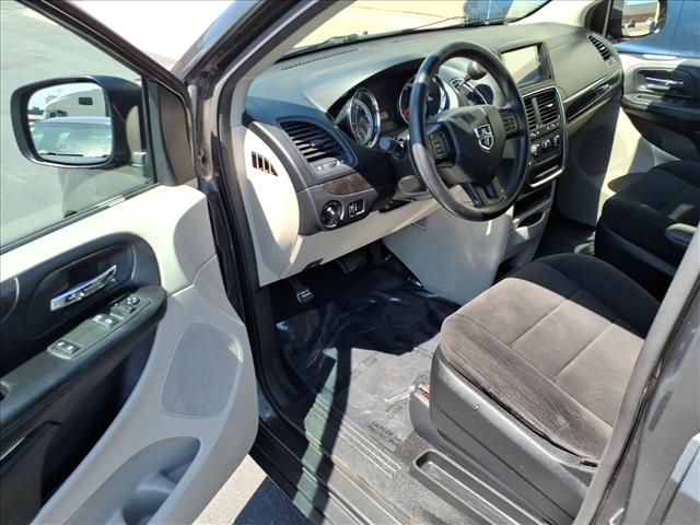2012 Dodge Grand Caravan American Value Package:R8408C