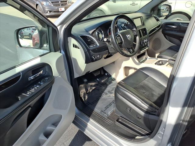 2017 Dodge Grand Caravan SXT:R7999CA