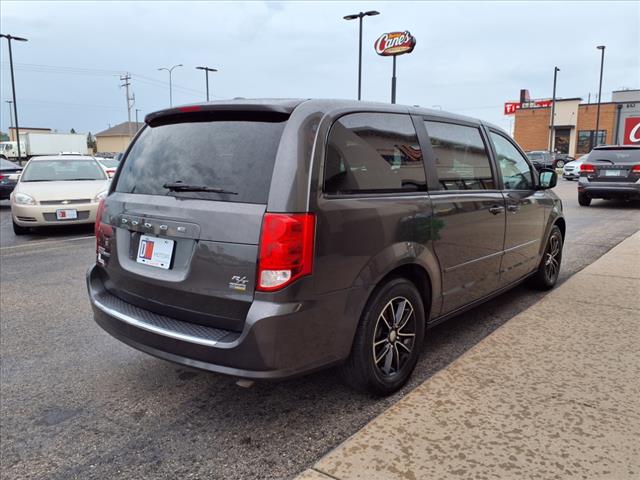 2016 Dodge Grand Caravan R/T