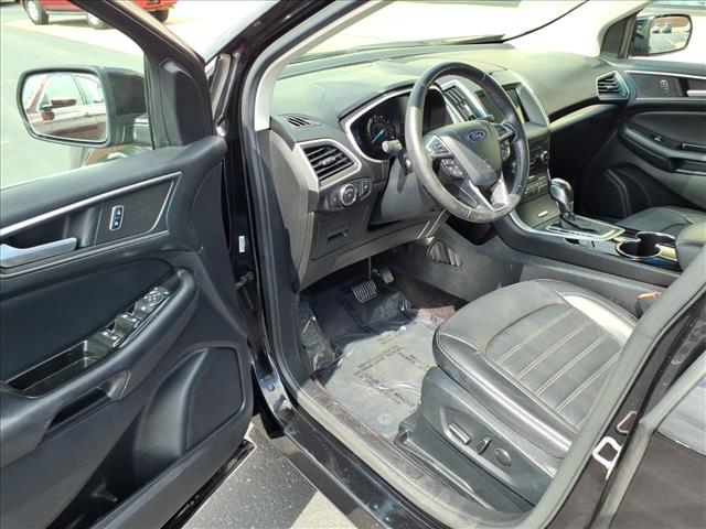 2016 Ford Edge SEL:R8413M