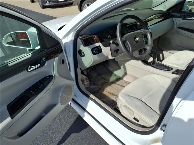 2016 Chevrolet Impala Limited LS Fleet:R8152M