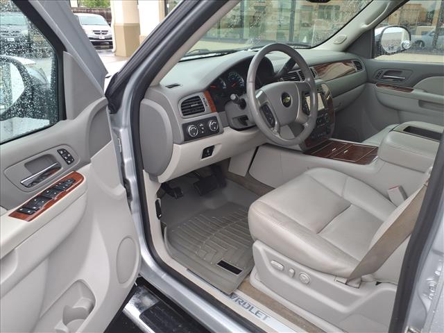 2013 Chevrolet Avalanche LTZ Black Diamond:R8343M