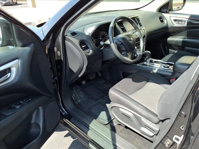 2019 Nissan Pathfinder S:R8431C