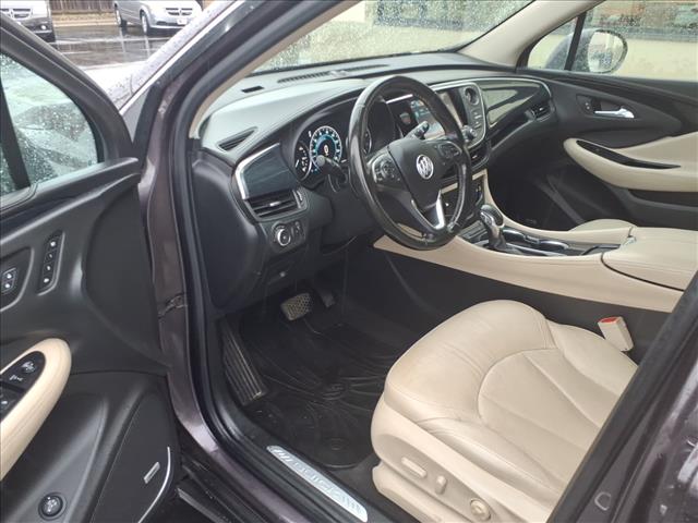 2018 Buick Envision Premium:R8383M